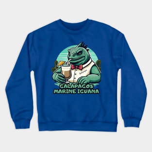 Galapagos marine iguana enjoying summer retro vintage Crewneck Sweatshirt